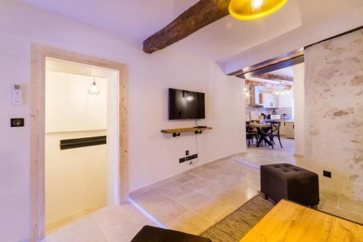 Charming - Paul De Vence Apartment *